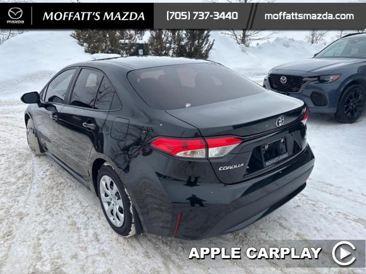 2021 Toyota Corolla LE CVT Photo