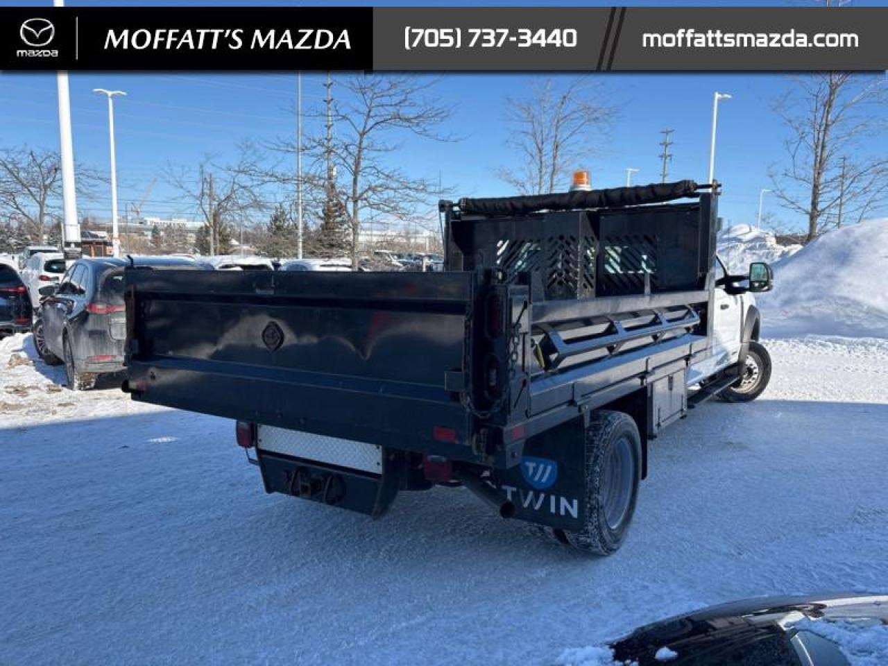 2023 Ford SUPER DUTY F-550 DRW XL Photo