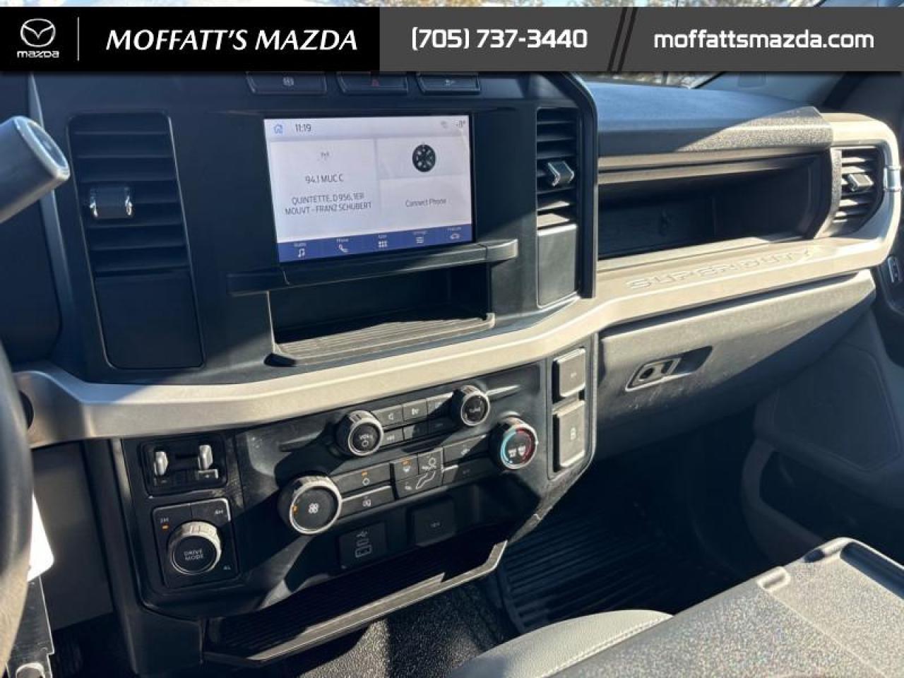 2023 Ford SUPER DUTY F-550 DRW XL Photo