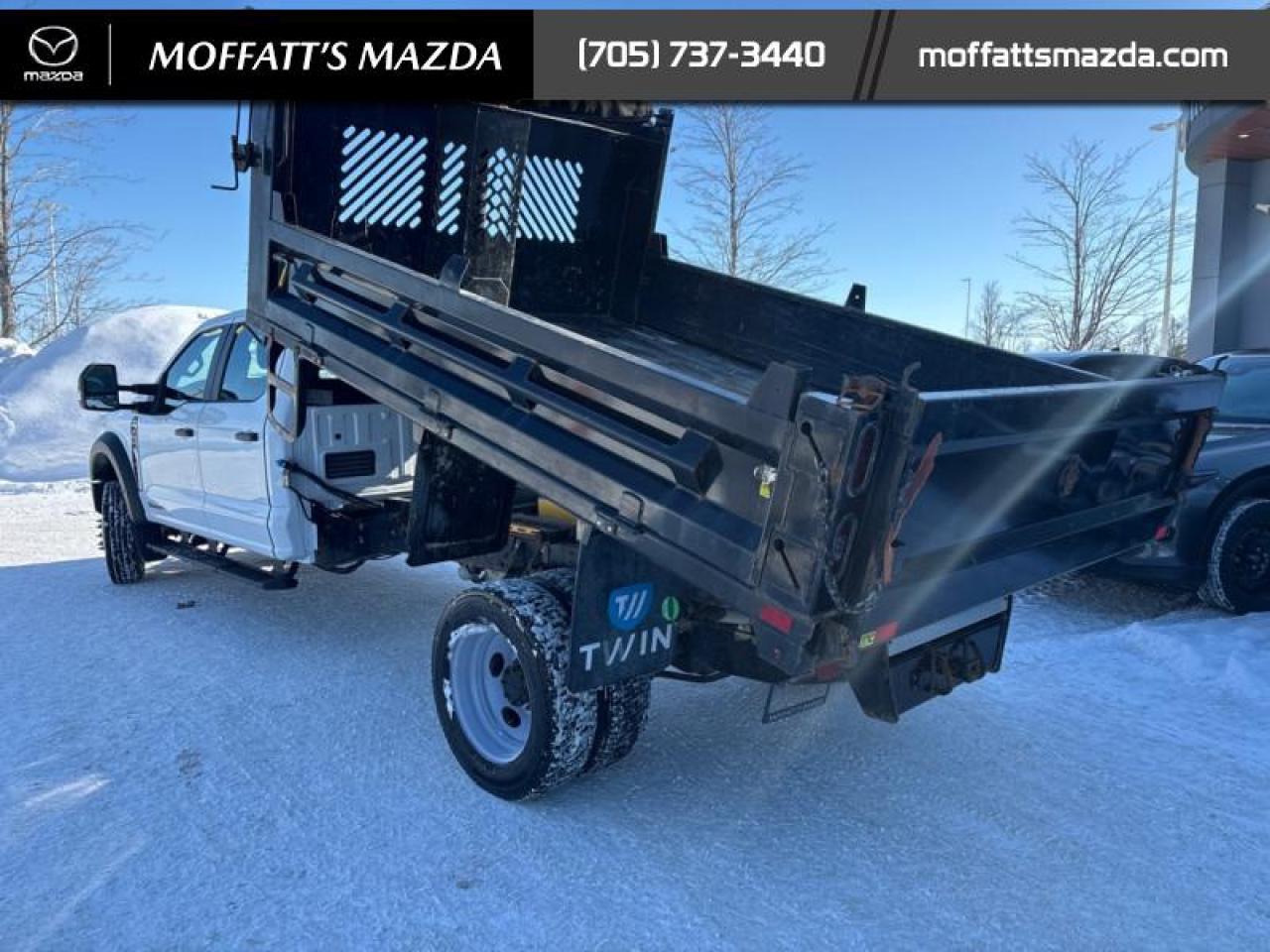 2023 Ford SUPER DUTY F-550 DRW XL Photo