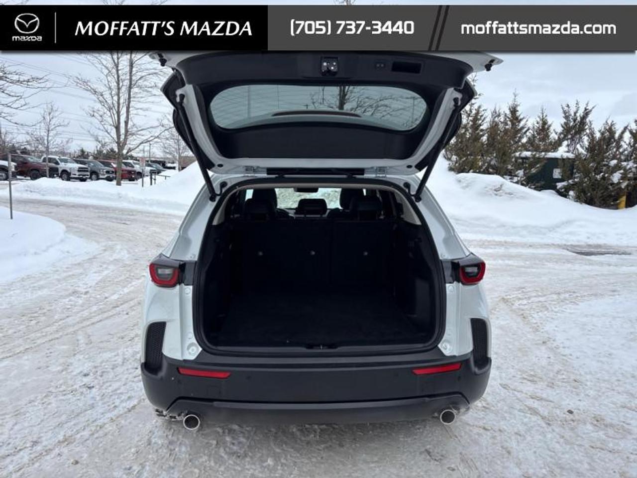 2024 Mazda CX-50 GT Photo