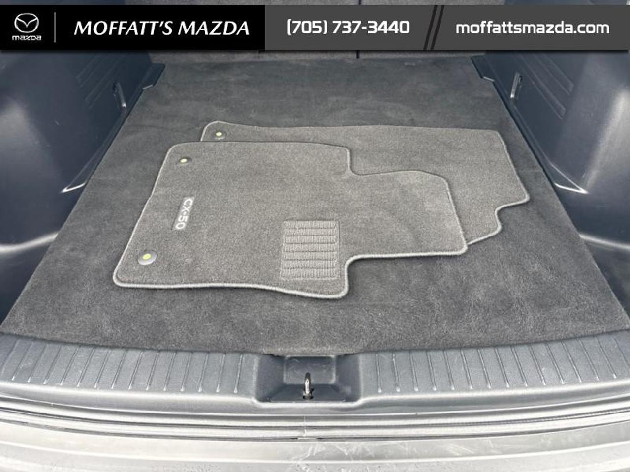 2024 Mazda CX-50 GT Photo