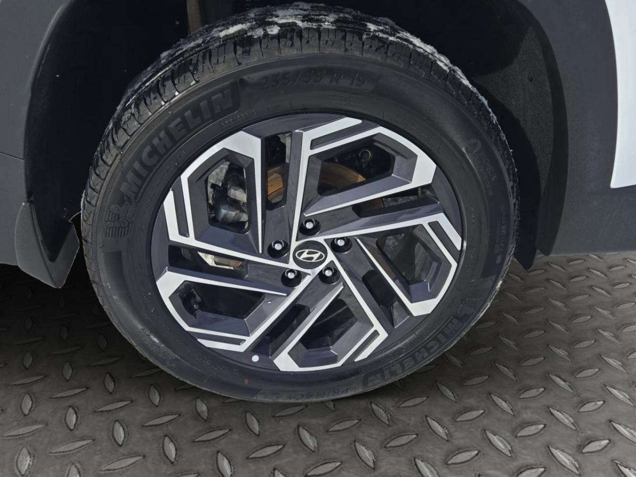 2025 Hyundai Tucson Hybrid Ultimate Photo