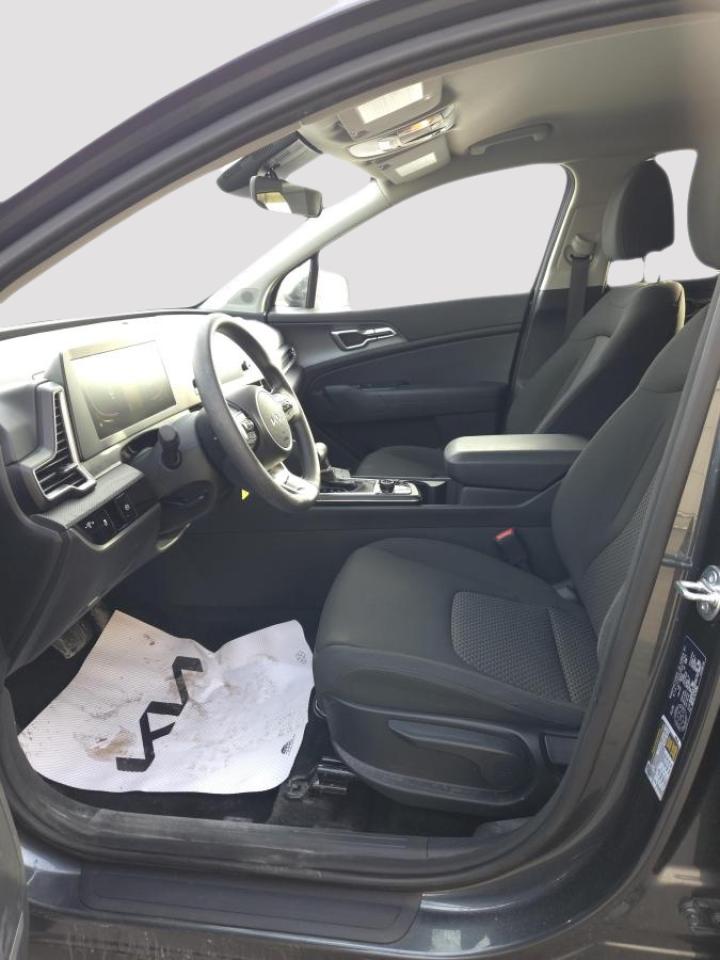 2025 Kia Sportage LX AWD Photo