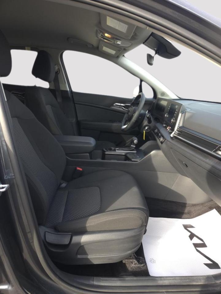 2025 Kia Sportage LX AWD Photo