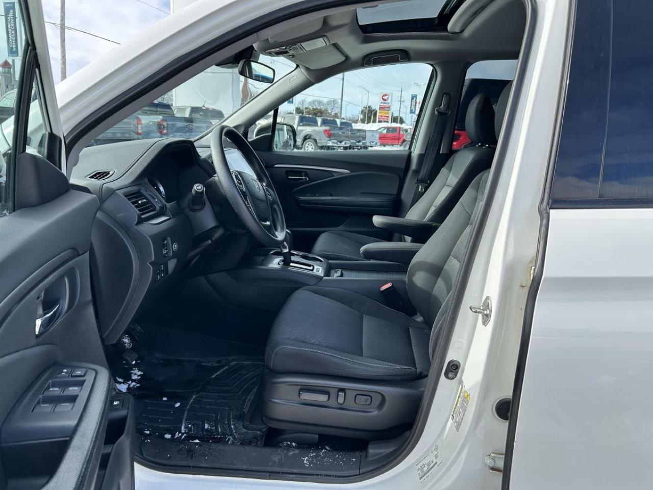 2017 Honda Ridgeline SPORT Photo