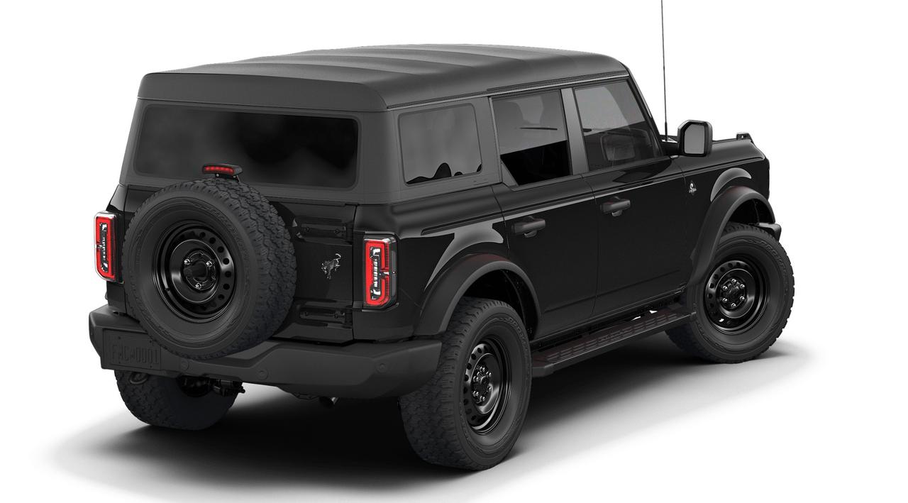 2026 Ford Bronco Outer Banks Photo2