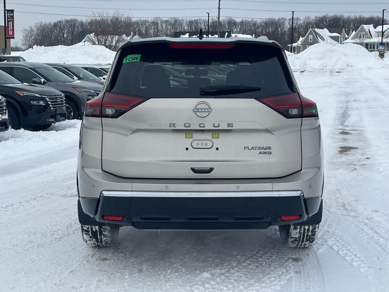 2026 Nissan Rogue AWD Platinum Photo