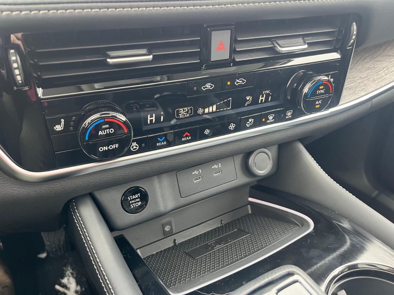 2026 Nissan Rogue AWD Platinum Photo