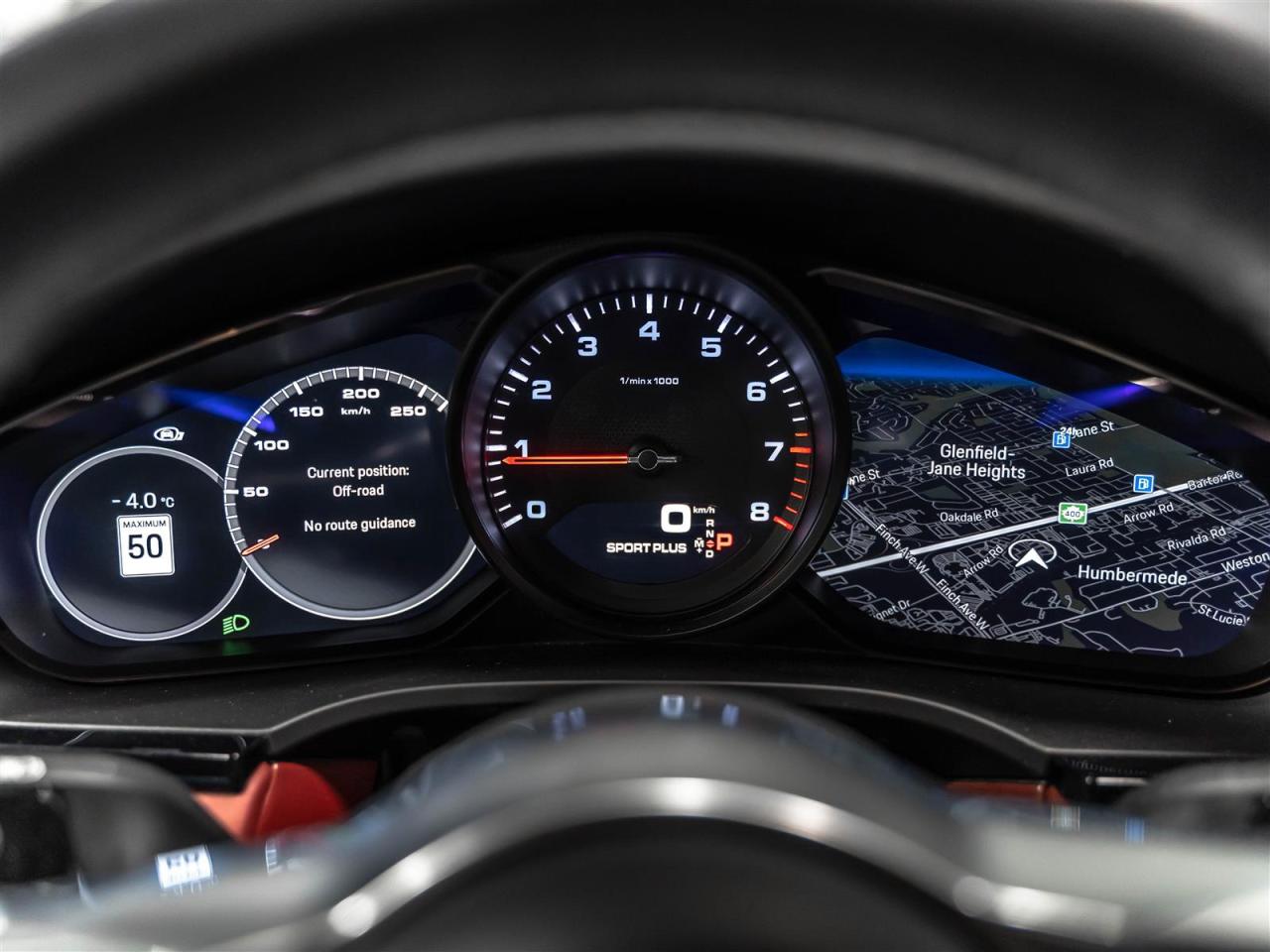 2023 Porsche Cayenne PLATINUM EDITION|PREMIUM PLUS|SPORT CHRONO PKG|SPORT SEATS Photo