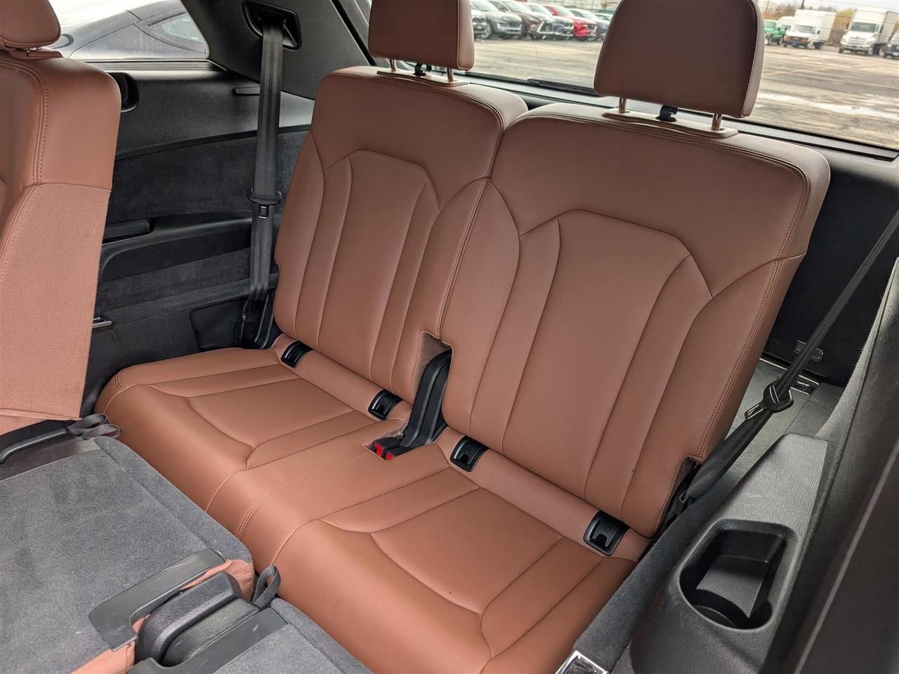 2022 Audi Q7 55 QTRO - 7 PASS - NAVI - PANO ROOF - TECH FEATS Photo