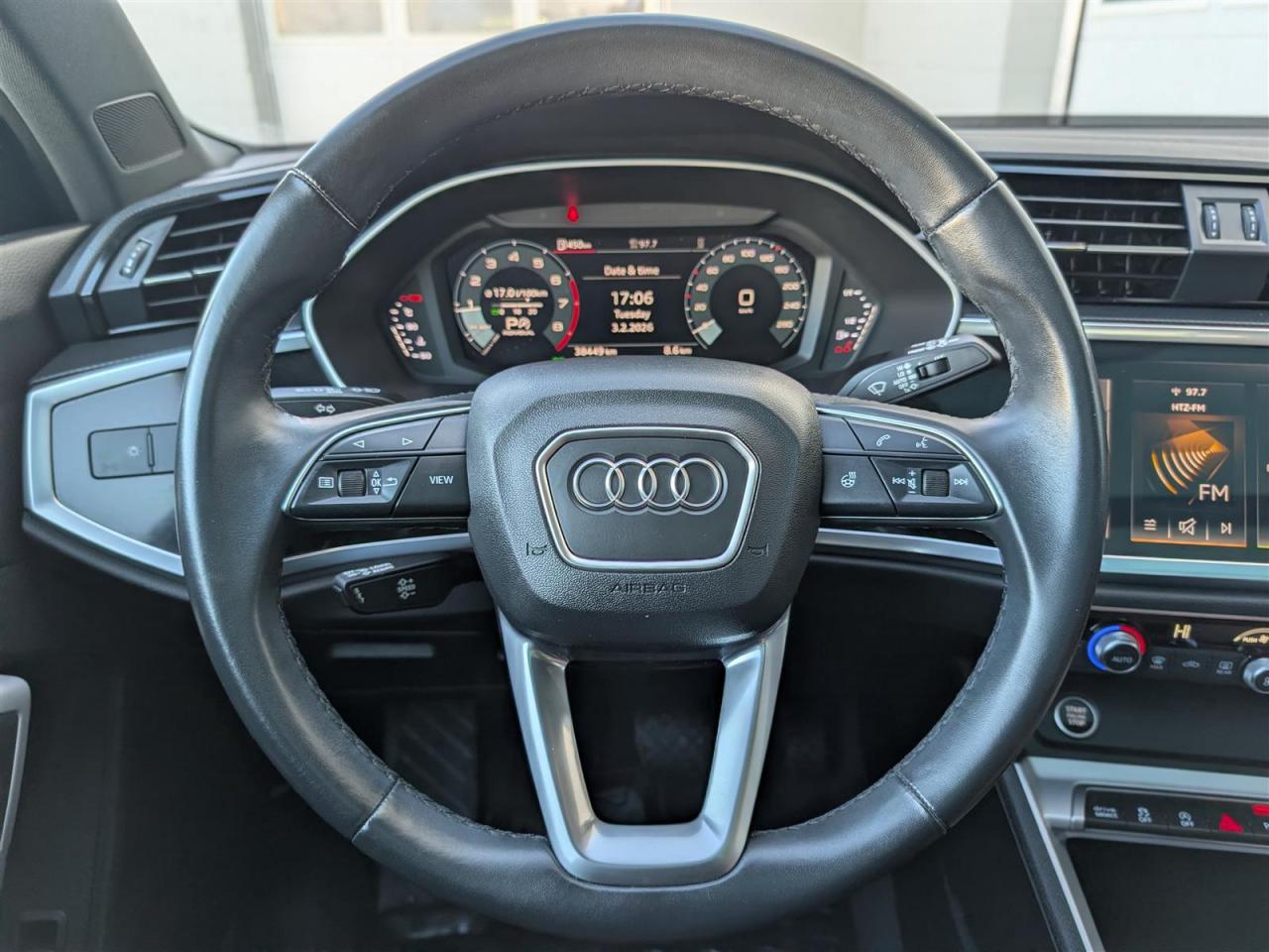 2023 Audi Q3 QTRO - PANO ROOF - LEATHER - REVERSE CAM Photo