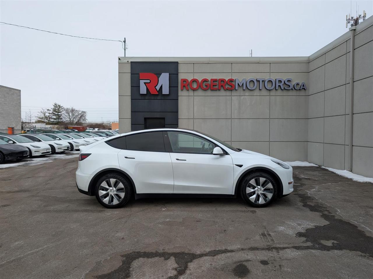 2020 Tesla Model Y LONG RANGE AWD - DUAL MOTOR Photo