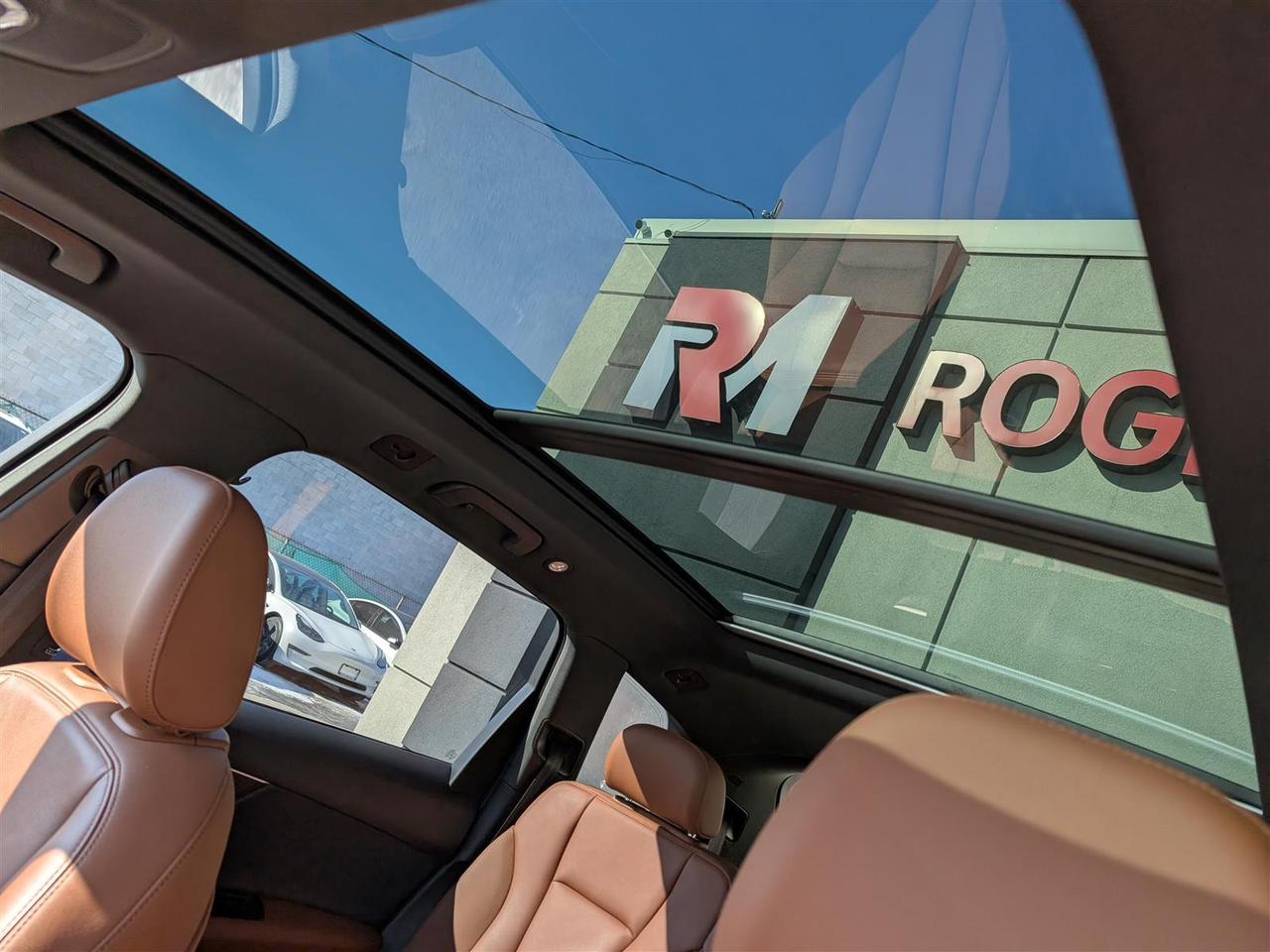 2022 Audi Q7 45 QTRO - 7 PASS - NAVI - PANO ROOF - TECH FEATS Photo