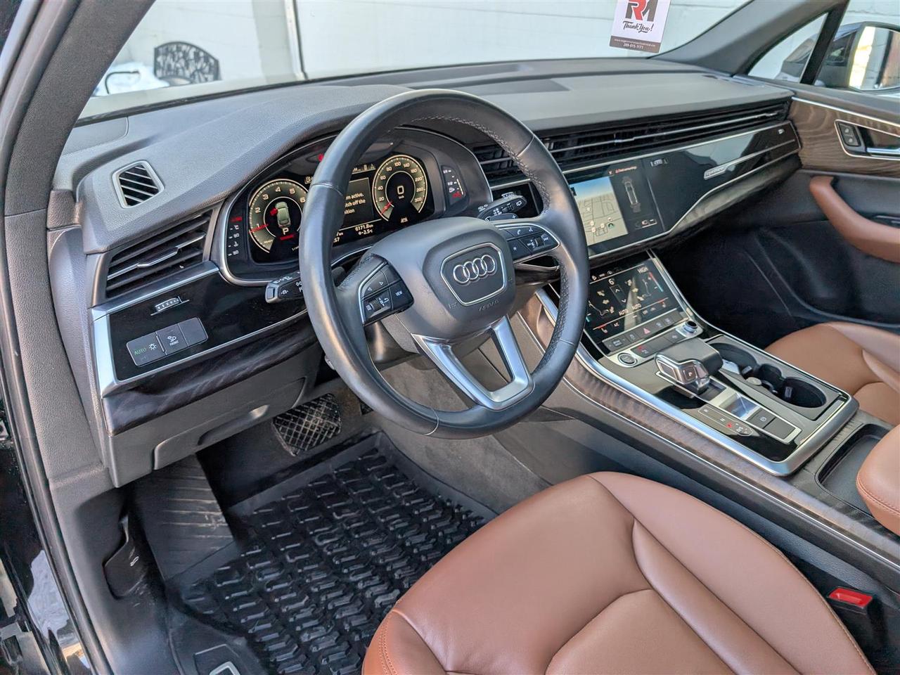 2022 Audi Q7 45 QTRO - 7 PASS - NAVI - PANO ROOF - TECH FEATS Photo