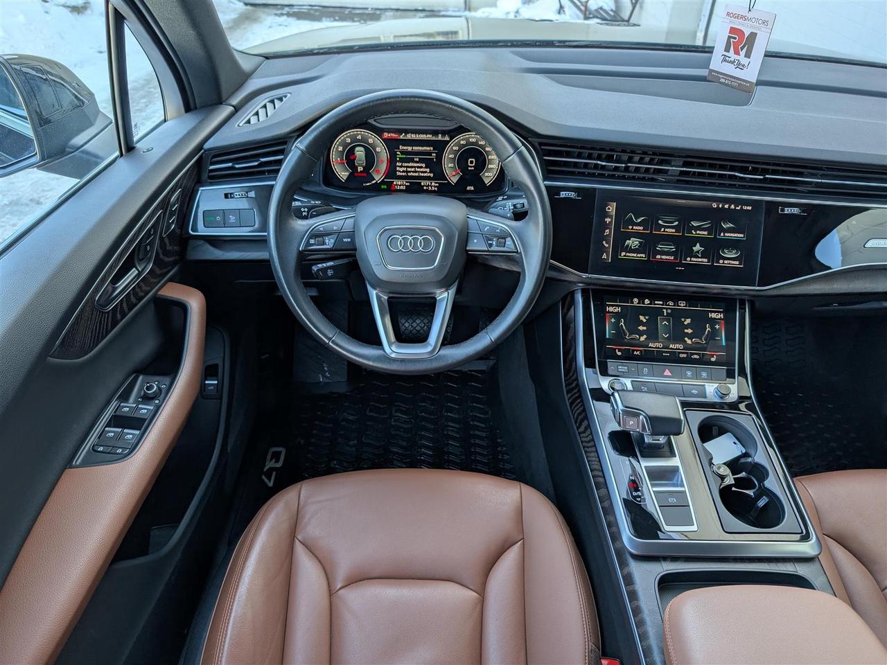 2022 Audi Q7 45 QTRO - 7 PASS - NAVI - PANO ROOF - TECH FEATS Photo