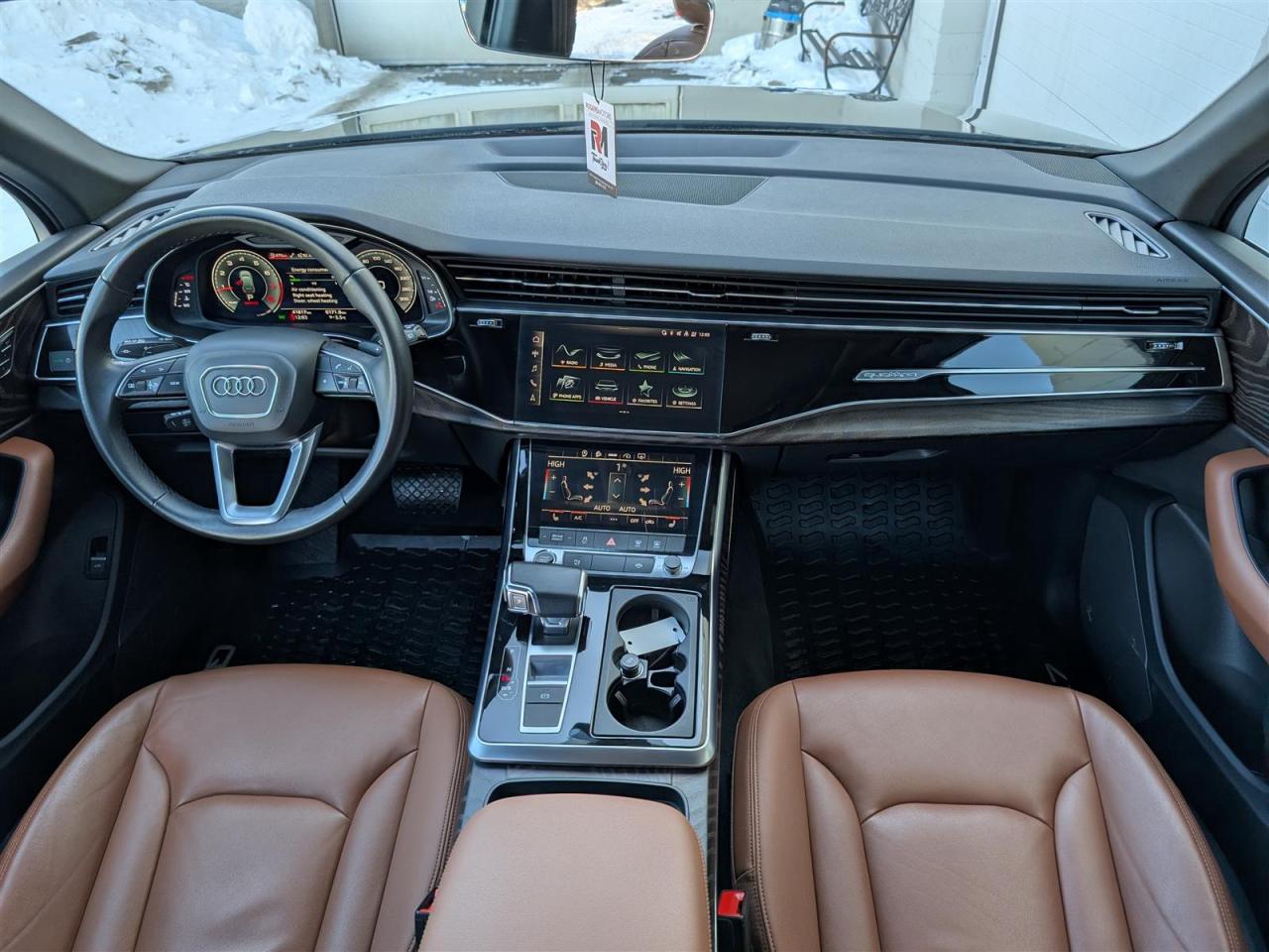 2022 Audi Q7 45 QTRO - 7 PASS - NAVI - PANO ROOF - TECH FEATS Photo