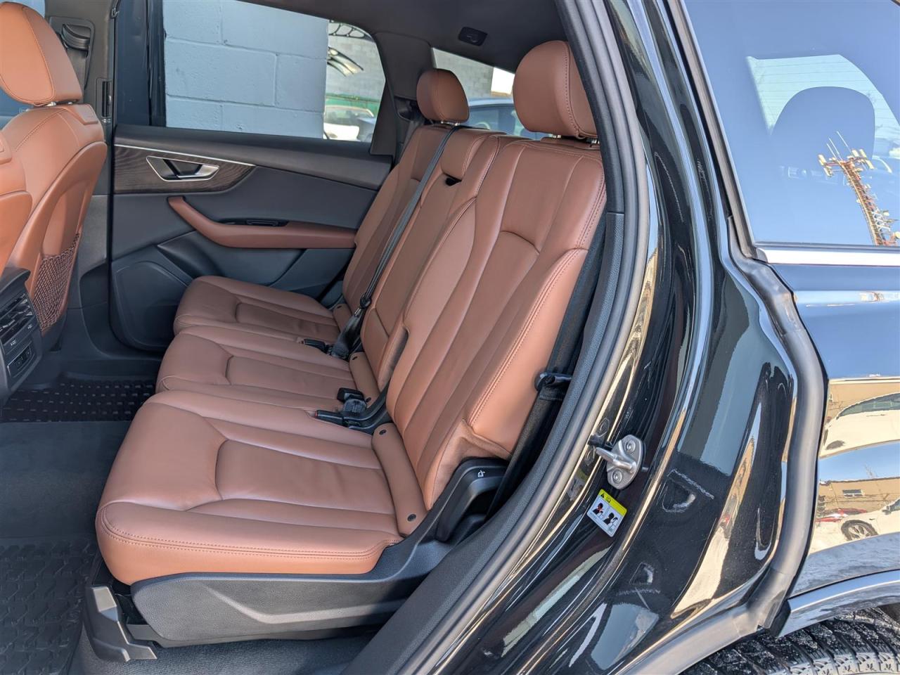 2022 Audi Q7 45 QTRO - 7 PASS - NAVI - PANO ROOF - TECH FEATS Photo