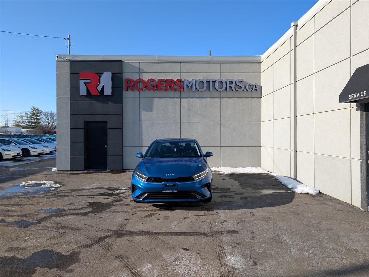 2024 Kia Forte EX + SUNROOF - HTD SEATS - REVERSE CAM - BLINDSPOT Photo