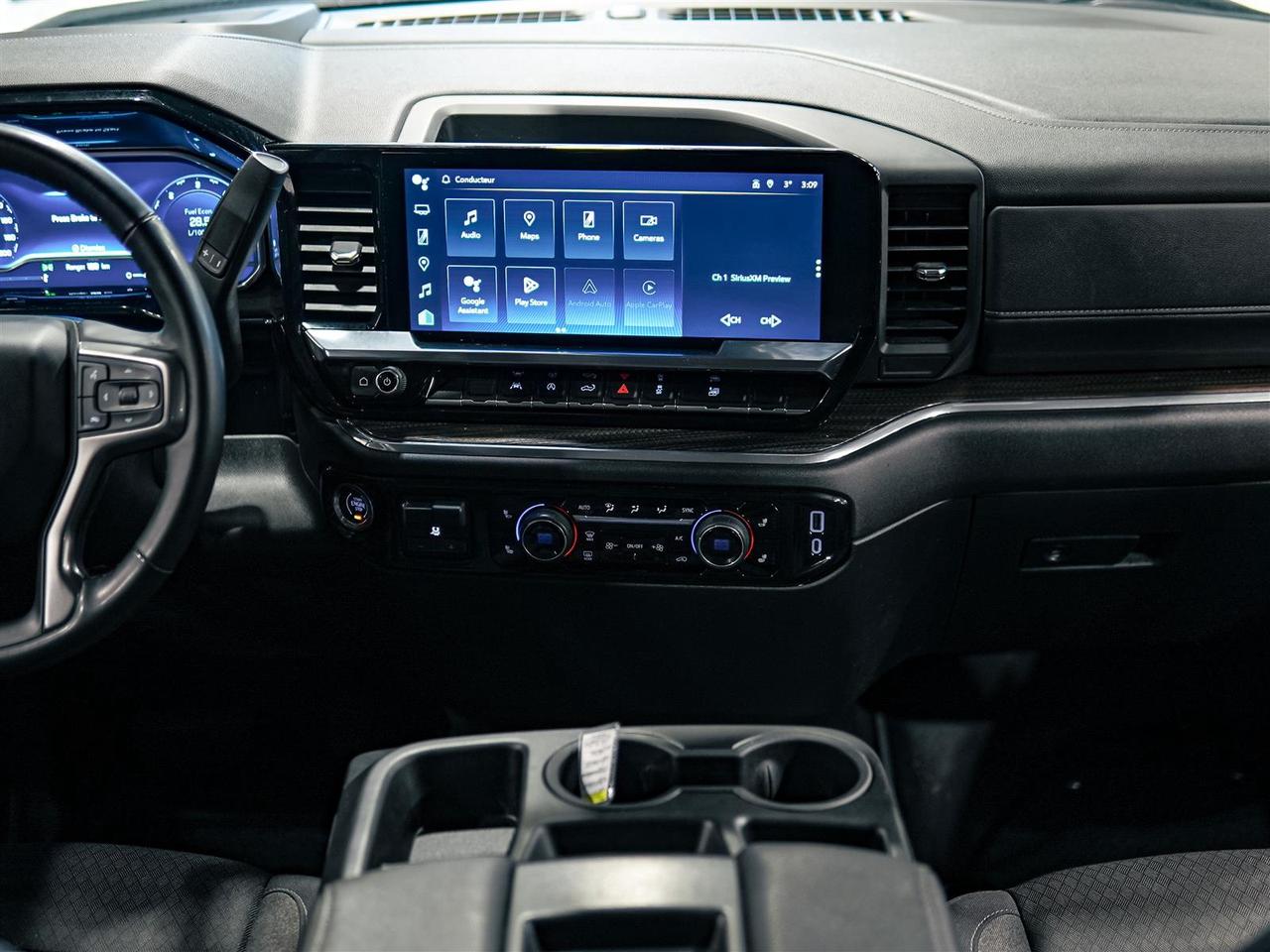 2024 Chevrolet Silverado 1500 LT CREW CAB 4WD | NO ACCIDENTS | BIG SCREEN Photo