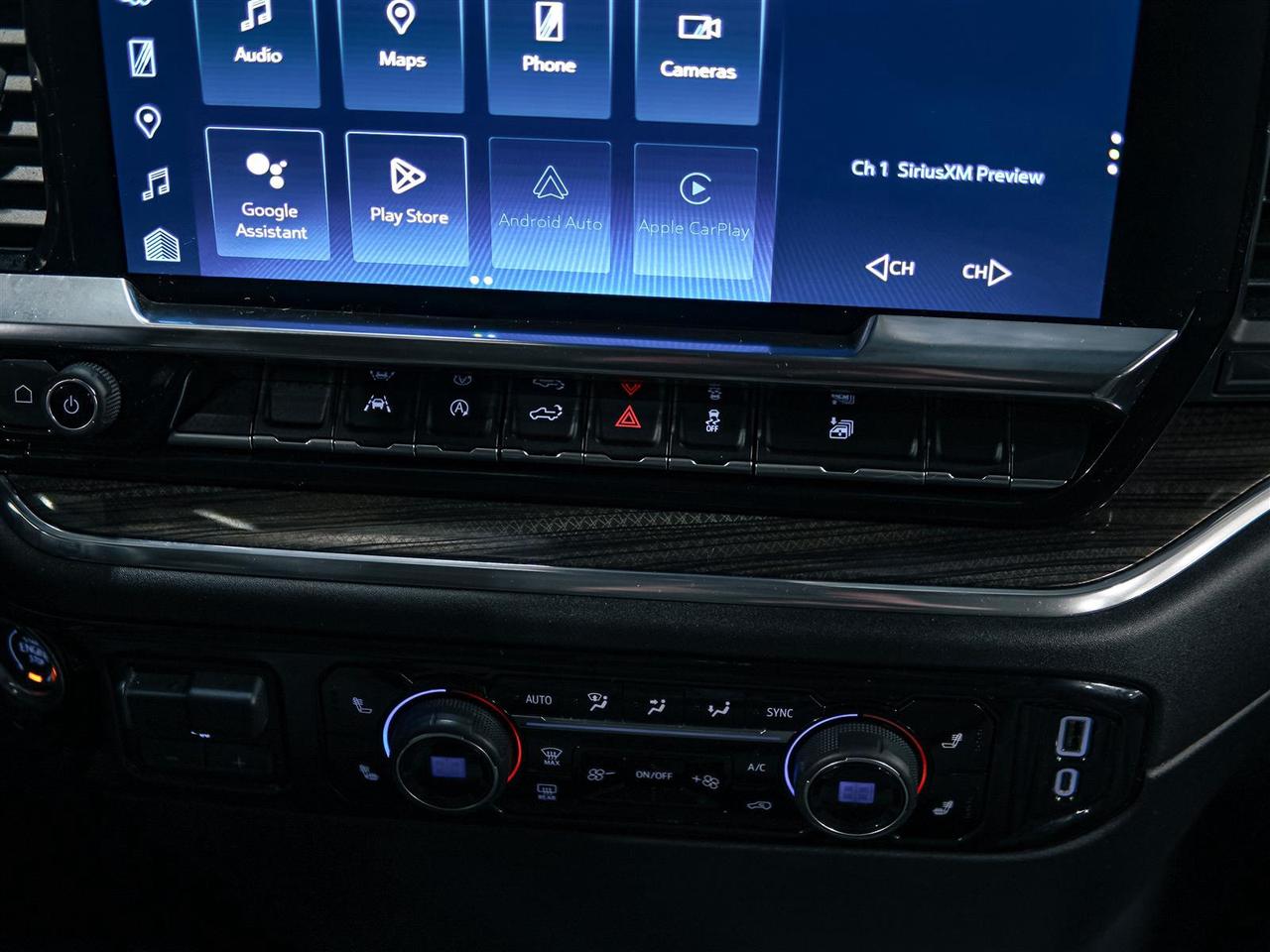 2024 Chevrolet Silverado 1500 LT CREW CAB 4WD | NO ACCIDENTS | BIG SCREEN Photo