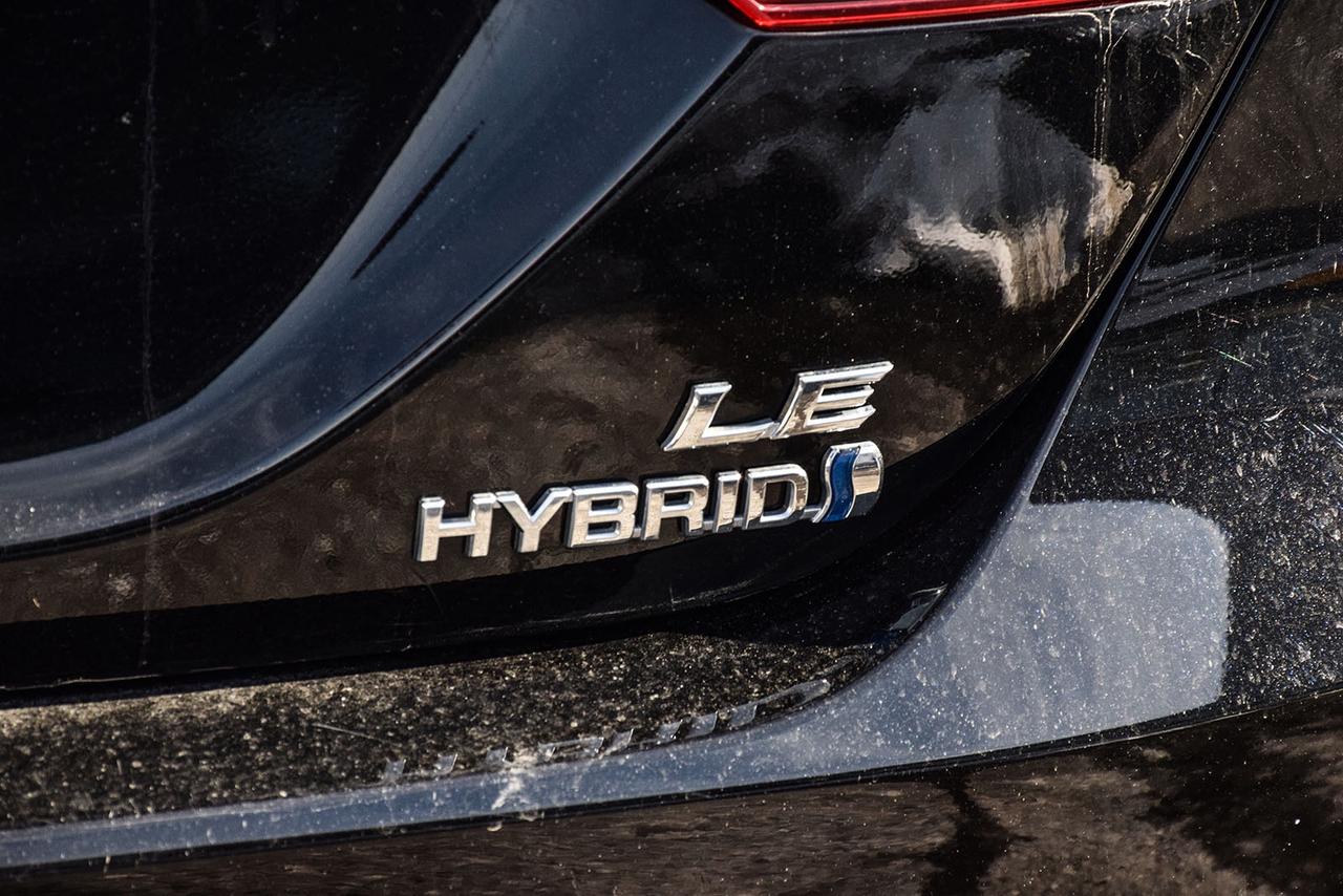 2023 Toyota Camry HYBRID LE No Accident Carplay LTA Heated Seats Photo