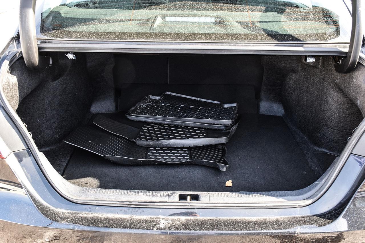 2023 Toyota Camry HYBRID LE No Accident Carplay LTA Heated Seats Photo