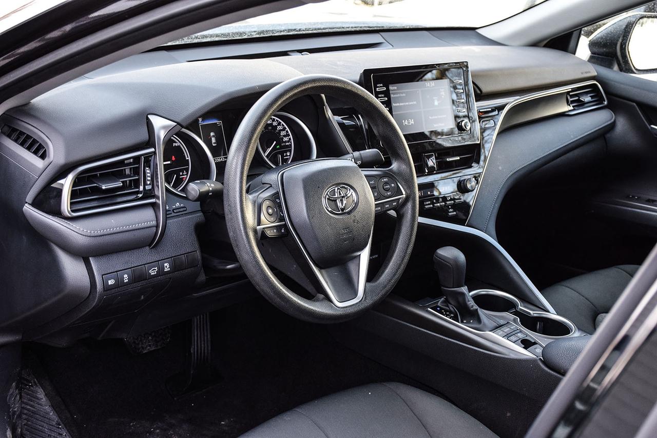 2023 Toyota Camry HYBRID LE No Accident Carplay LTA Heated Seats Photo