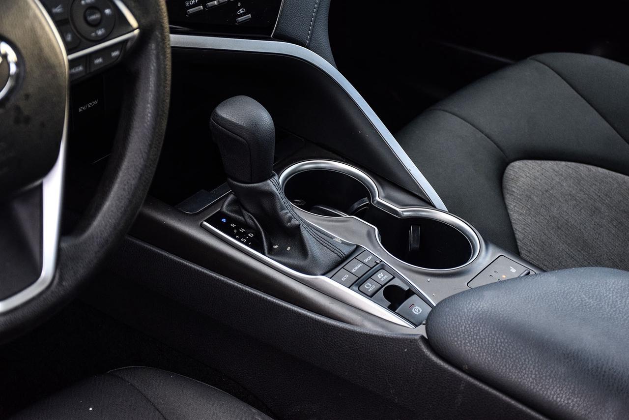 2023 Toyota Camry HYBRID LE No Accident Carplay LTA Heated Seats Photo