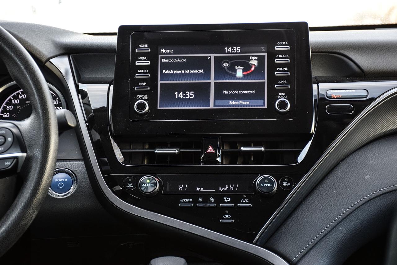 2023 Toyota Camry HYBRID LE No Accident Carplay LTA Heated Seats Photo