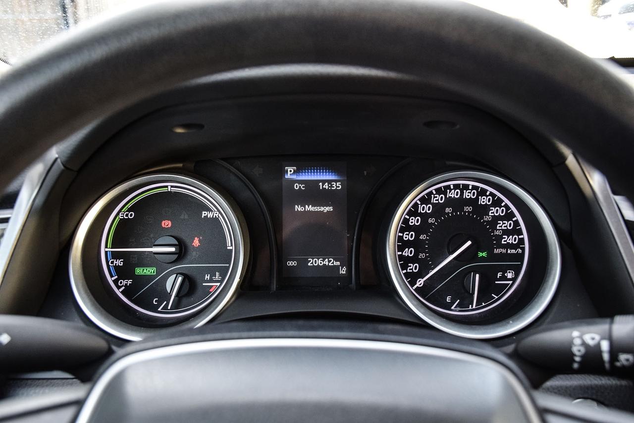 2023 Toyota Camry HYBRID LE No Accident Carplay LTA Heated Seats Photo