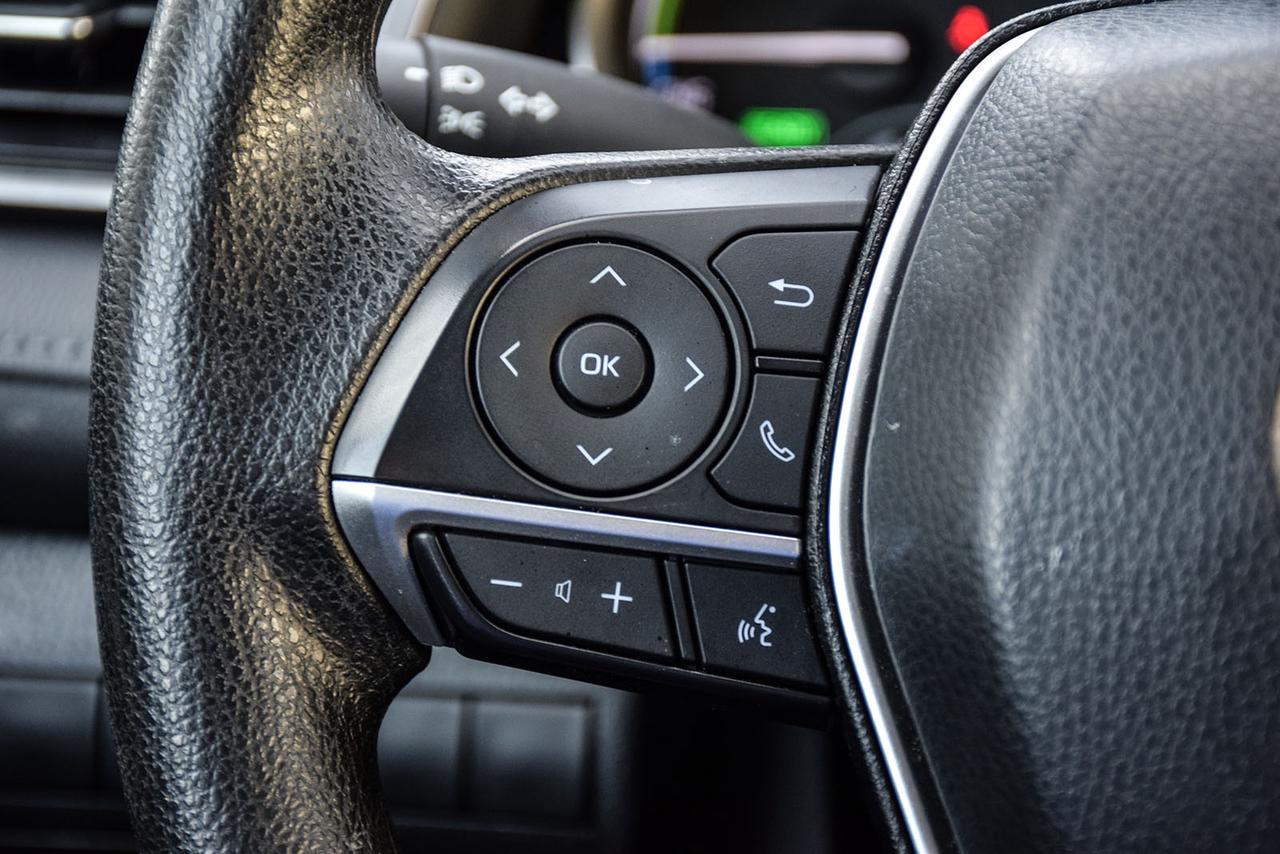 2023 Toyota Camry HYBRID LE No Accident Carplay LTA Heated Seats Photo