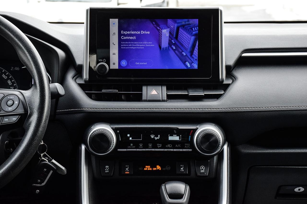 2024 Toyota RAV4 LE AWD No Accident Carplay Lane Assist Photo