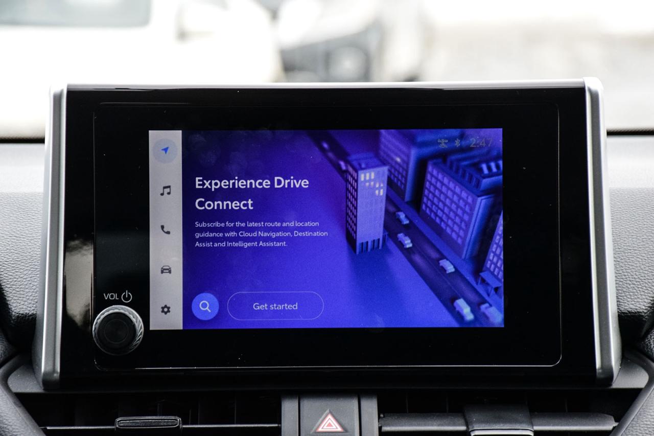 2024 Toyota RAV4 LE AWD No Accident Carplay Lane Assist Photo