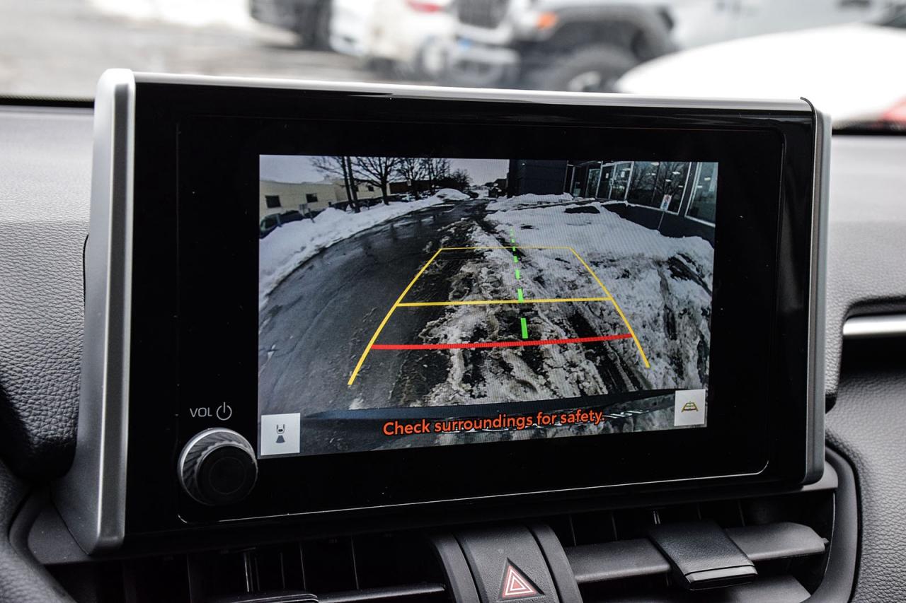 2024 Toyota RAV4 LE AWD No Accident Carplay Lane Assist Photo