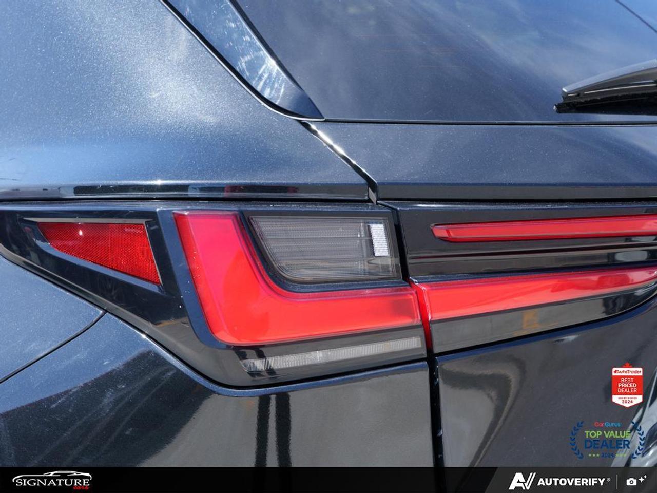 2022 Lexus NX 350h Premium AWD Red Leather Sunroof Cooled Seats Photo