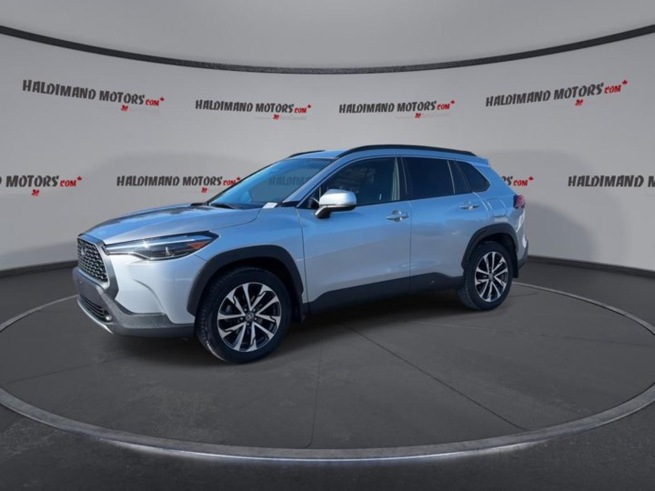 2024 Toyota Corolla Cross XLE Photo