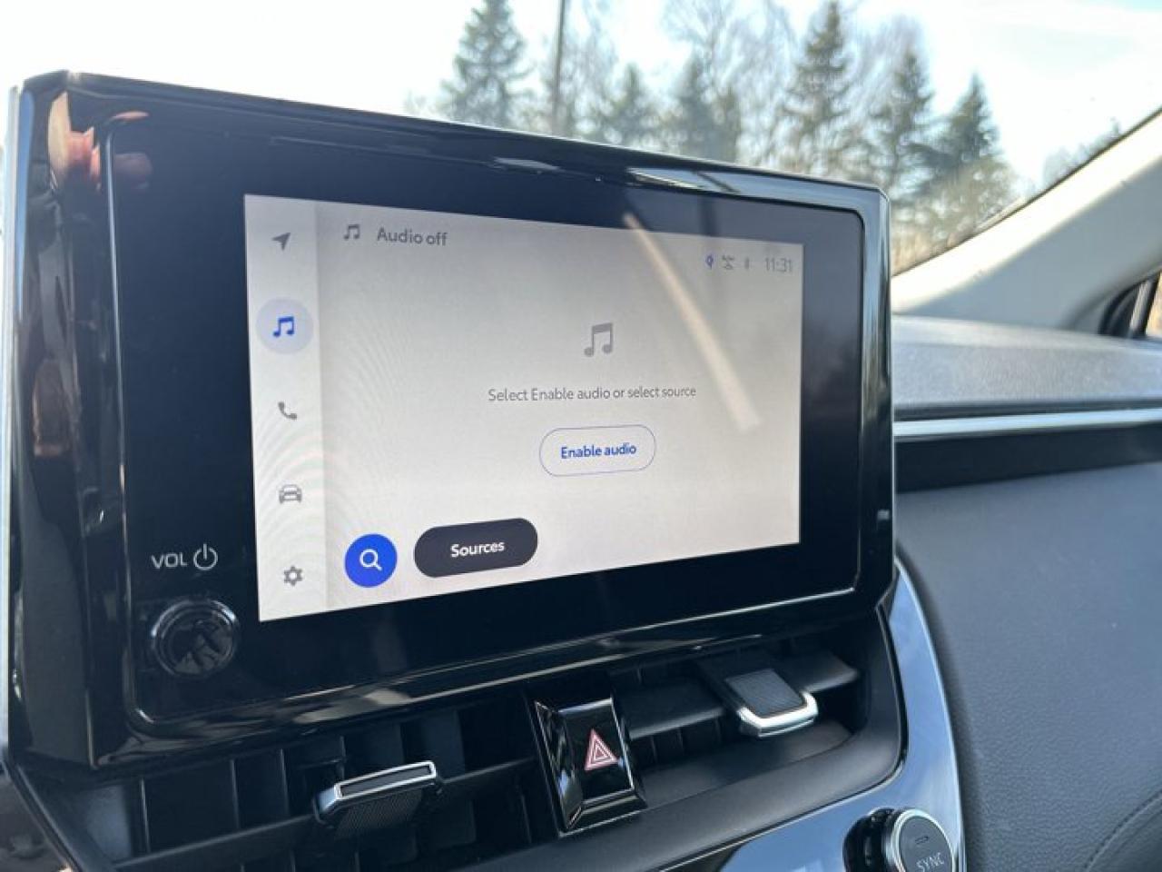 2024 Toyota Corolla Cross XLE Photo