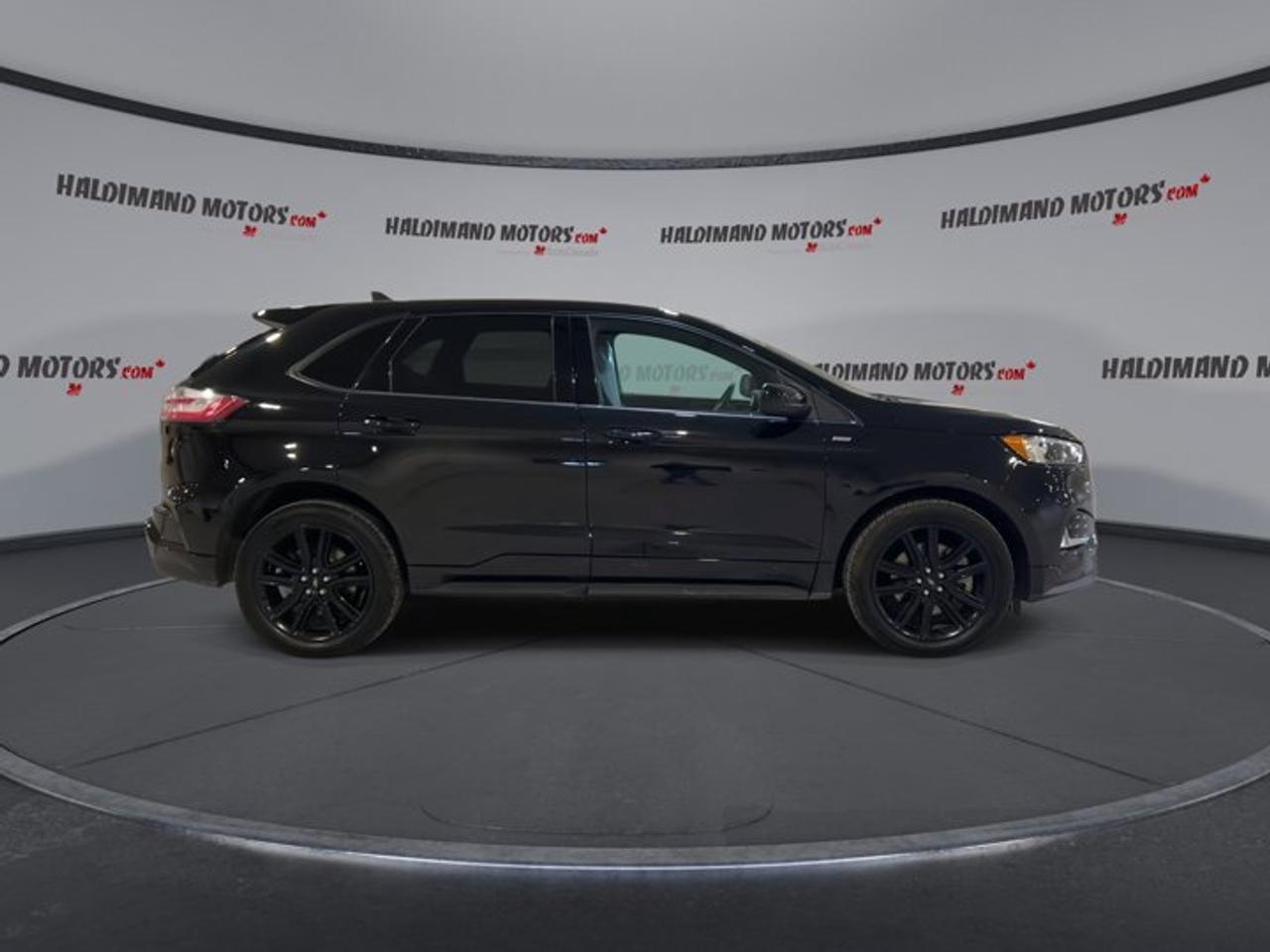 2024 Ford Edge SEL AWD | Remote Start | Panoramic Sunroof | Leather Seats Photo