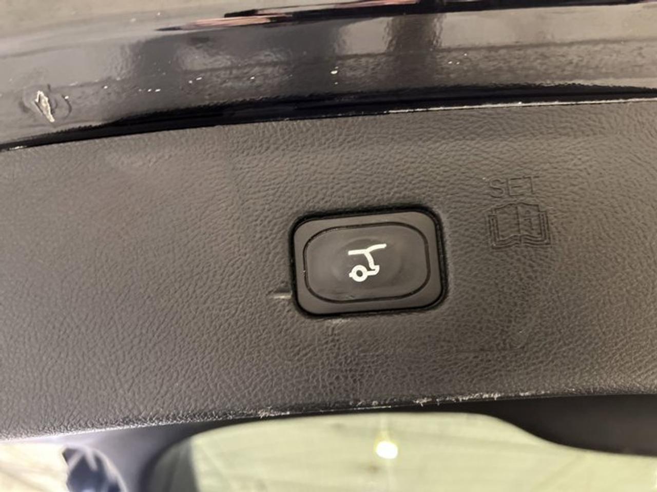 2024 Ford Edge SEL AWD | Remote Start | Panoramic Sunroof | Leather Seats Photo