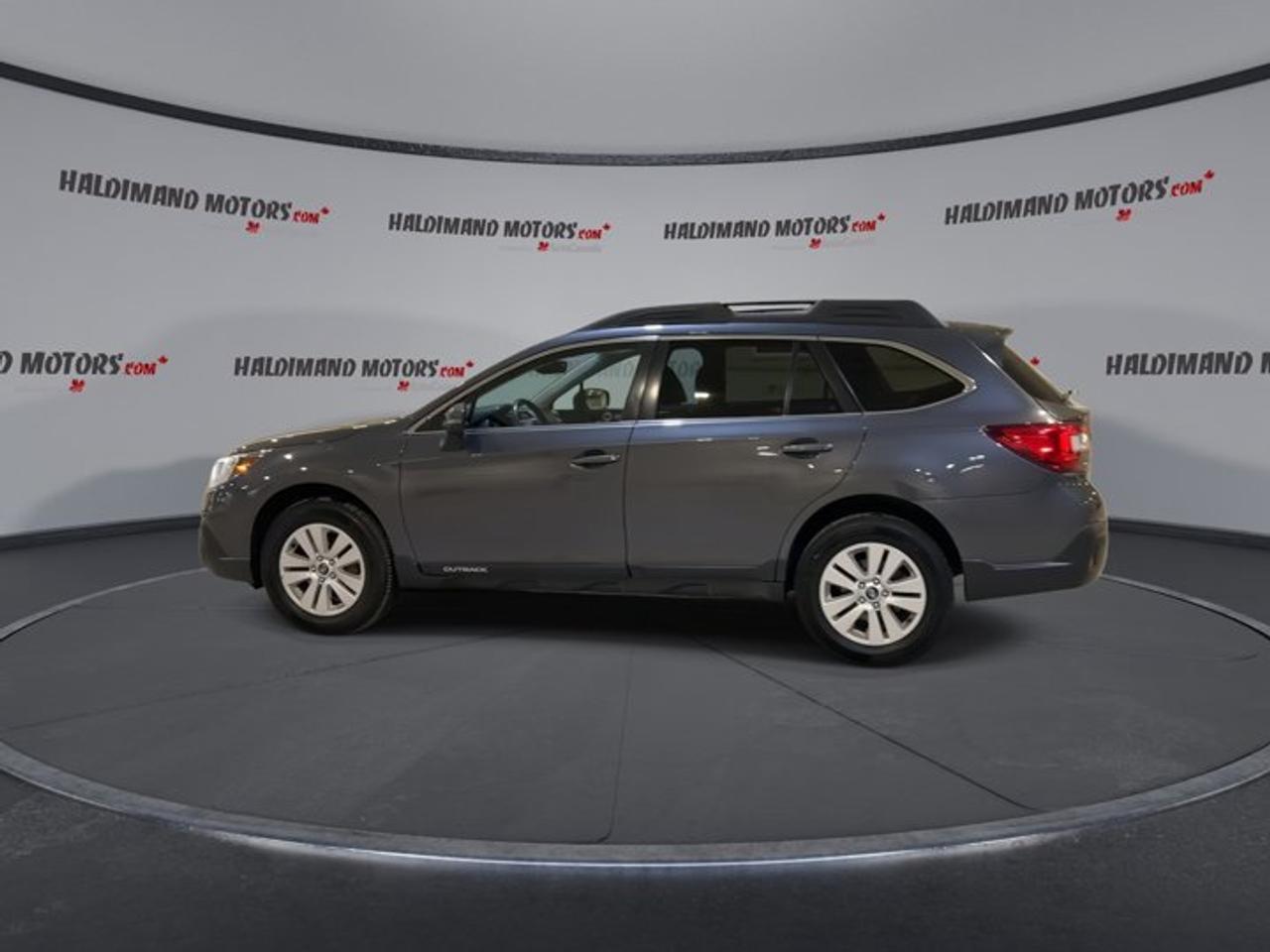 2019 Subaru Outback Touring AWD | Accident Free Photo