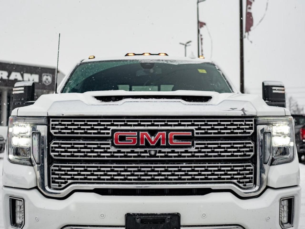 2023 GMC Sierra 2500 HD Denali Photo