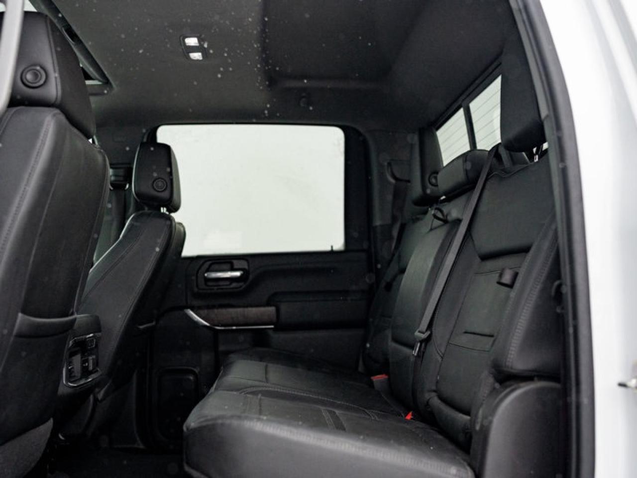 2023 GMC Sierra 2500 HD Denali Photo