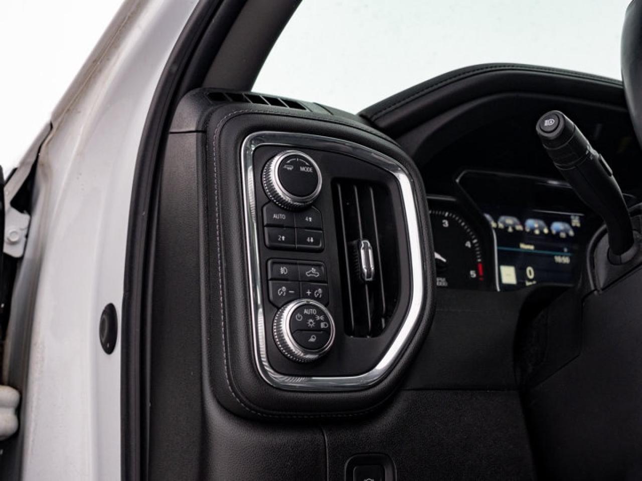 2023 GMC Sierra 2500 HD Denali Photo