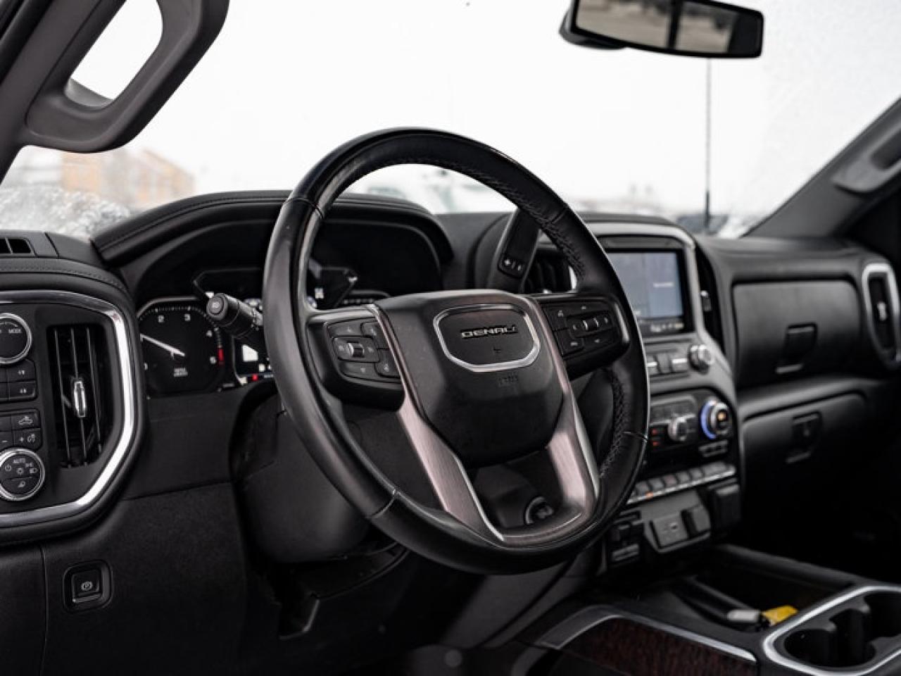 2023 GMC Sierra 2500 HD Denali Photo