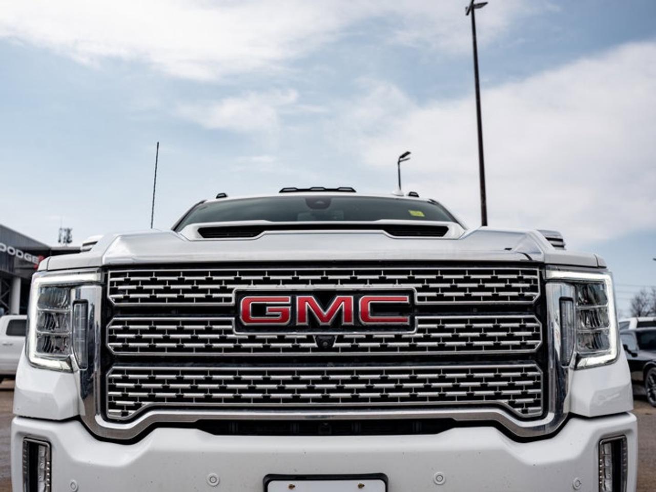 2023 GMC Sierra 2500 HD Denali Photo