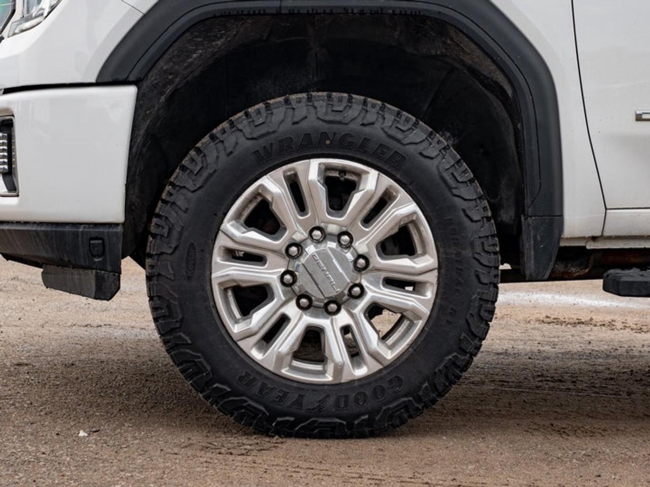 2023 GMC Sierra 2500 HD Denali Photo