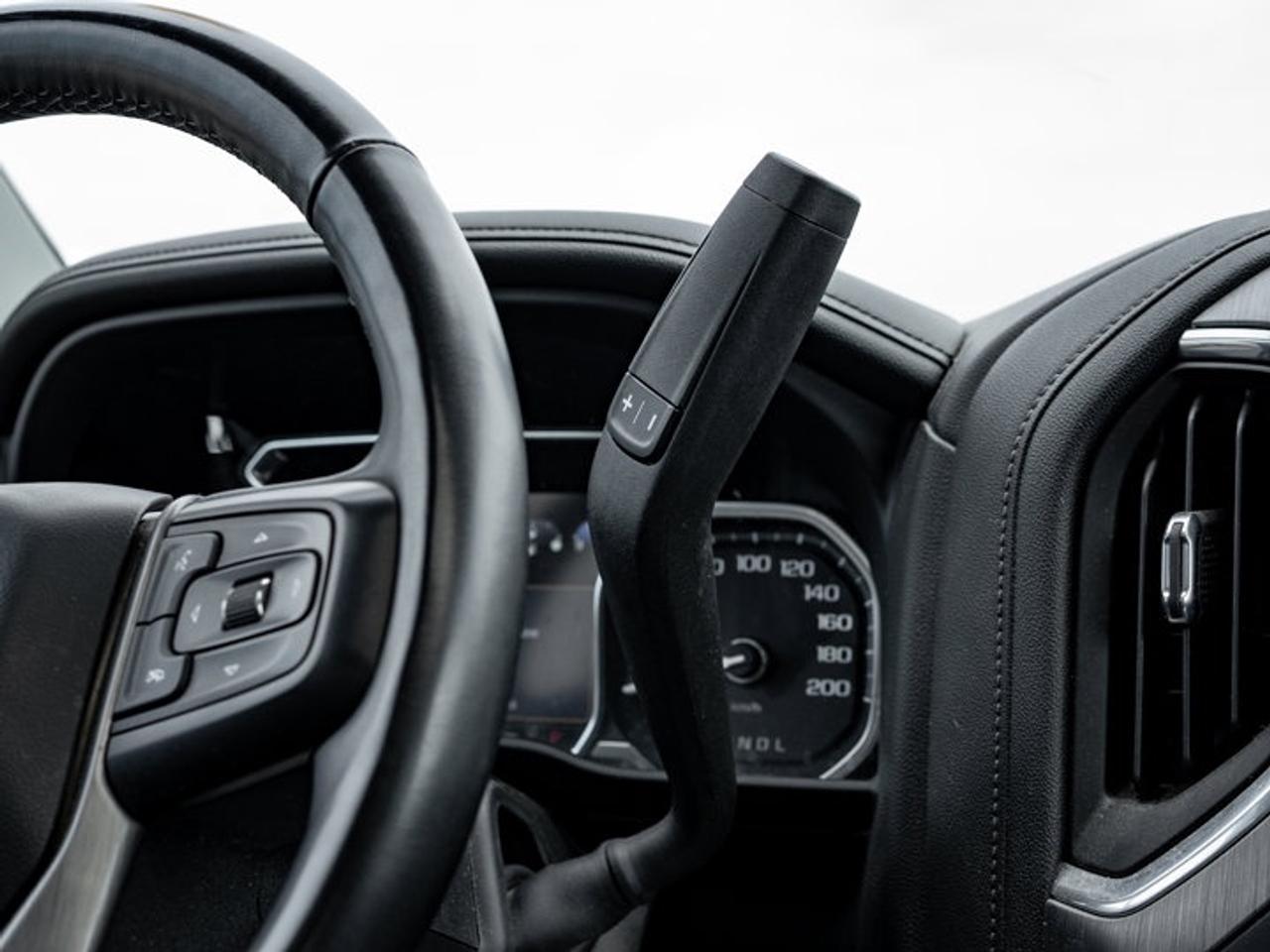 2023 GMC Sierra 2500 HD Denali Photo