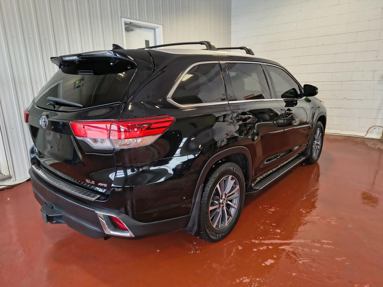 2018 Toyota Highlander XLE Photo0