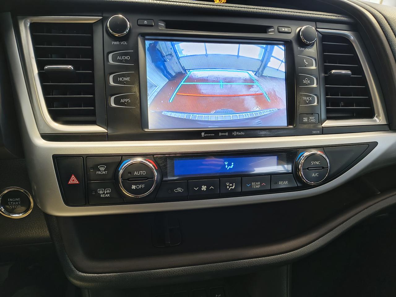 2018 Toyota Highlander XLE Photo